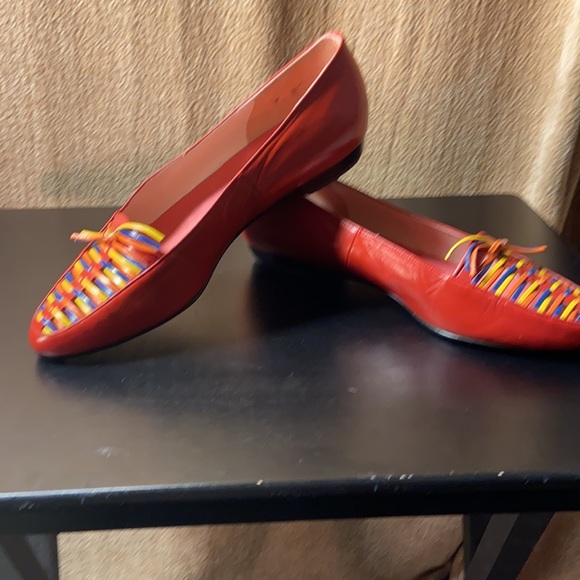 Flat shoes - Picture 2 of 6